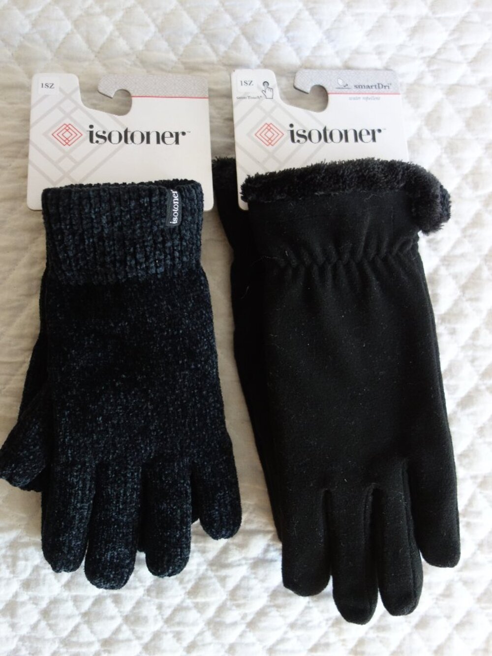 NWT $50 Two Pairs of Black Isotoner Gloves – One Size